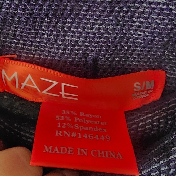 Womens  Navy Leggings - Picture 4 of 4